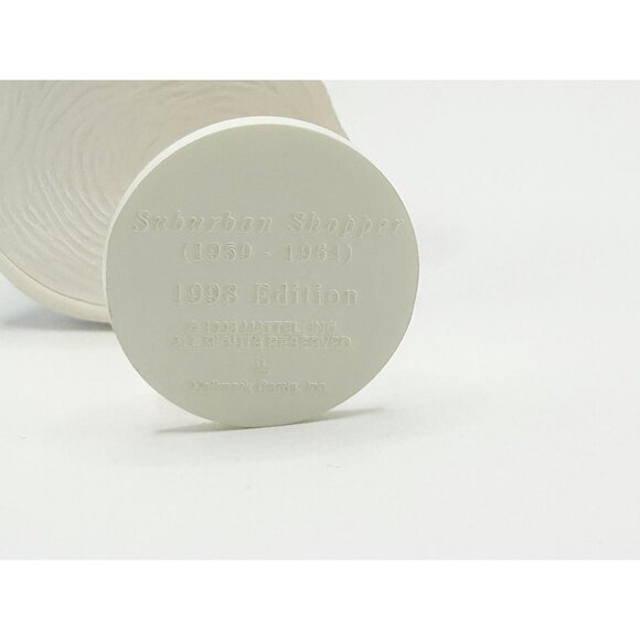 Hallmark Keepsake Spring Ornament Suburban Shopper Midge 35th Anniversary 1998 - Picture 7 of 7